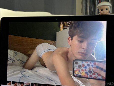 Levygoth69 sex onlyfans