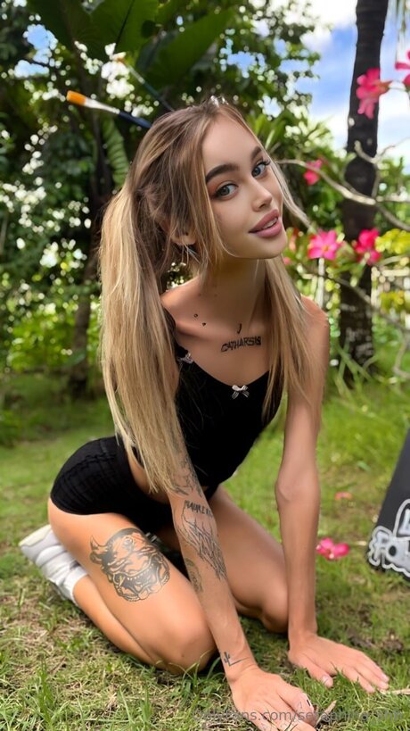 Seraphina Shh nude on onlyfans