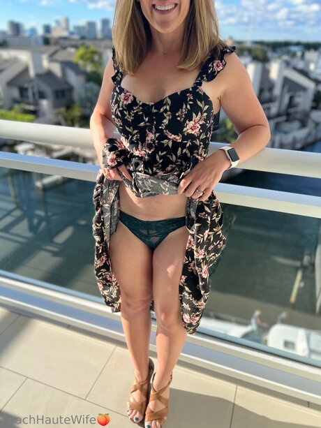 Peachhautewife onlyfans leak sex