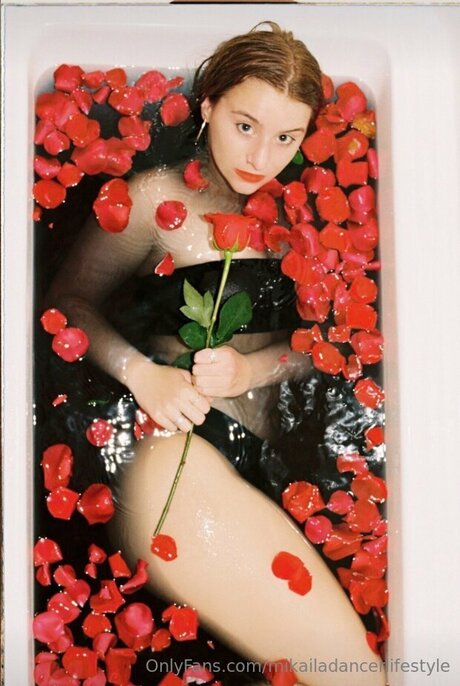 Mikailadancerlifestyle naked only fans
