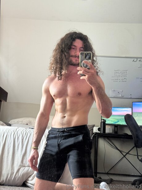 Imkeithholland onlyfans boobs