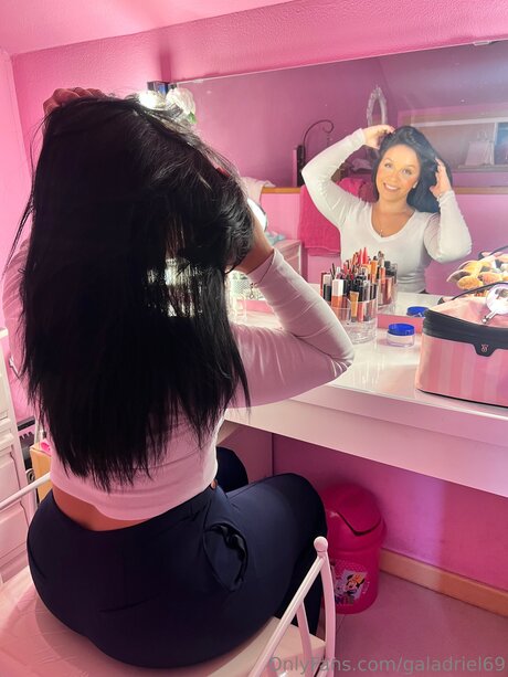 Galadriel69 onlyfans fotos