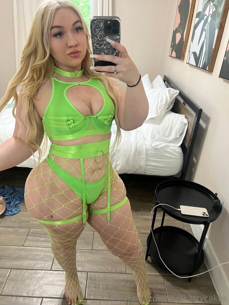 Mrskattycakes onlyfans leaked.