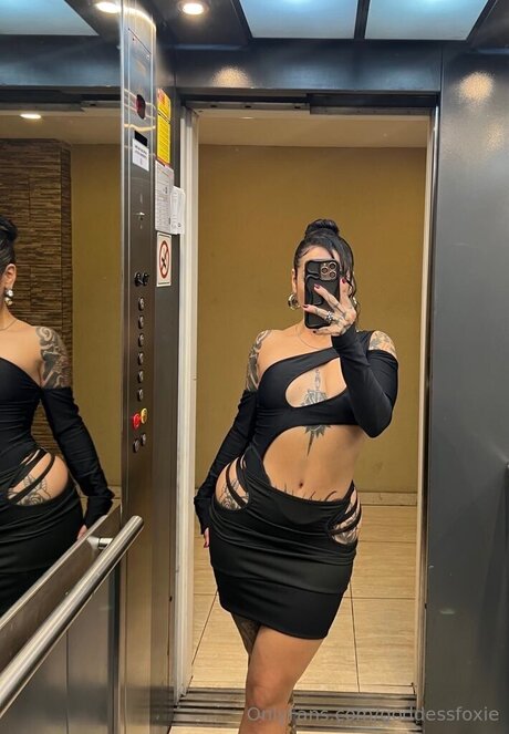 Goddessfoxie onlyfans picture