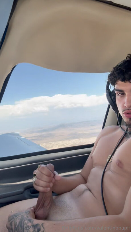 Valentinopapii onlyfans naked leak