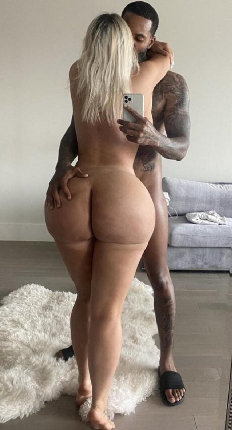 Maya Dutch onlyfans nude pictures