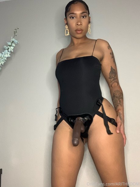 Aritheamazon Ari T onlyfans naked
