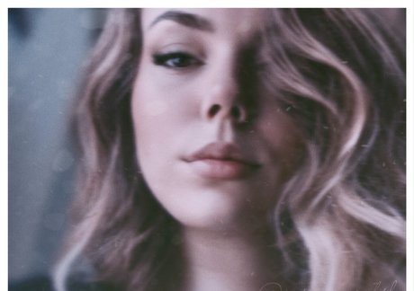 Pet Me Softly onlyfans exposed