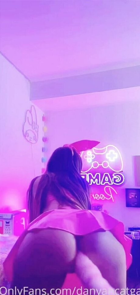 Danyancat ass onlyfans
