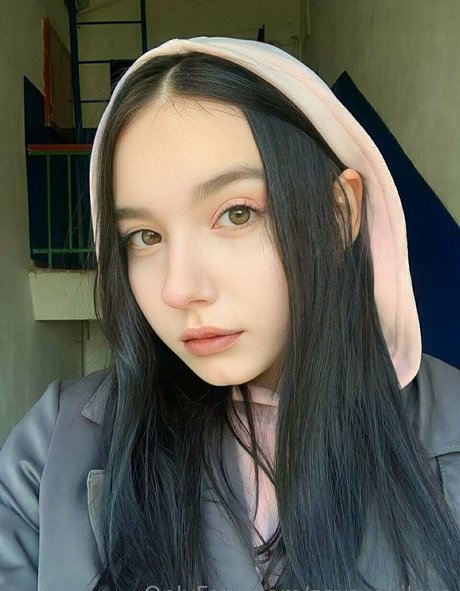 zoya akilova onlyfans leaks porn