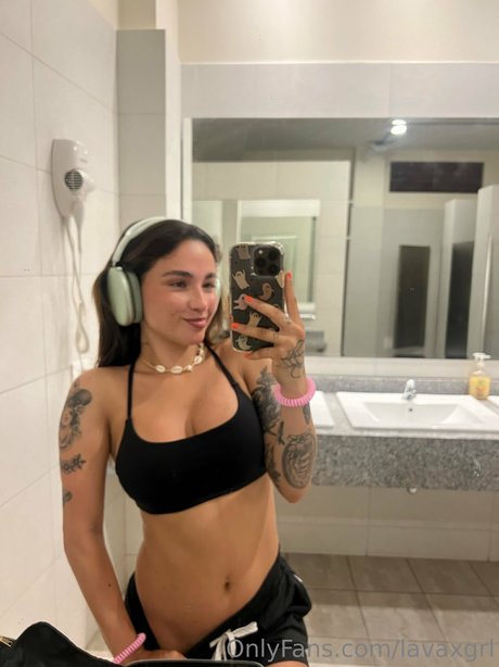 Lavagrll Lavaxgrll onlyfans leak ass