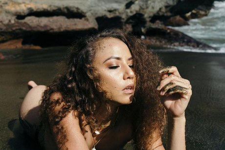 Lilium only fans nude leaks