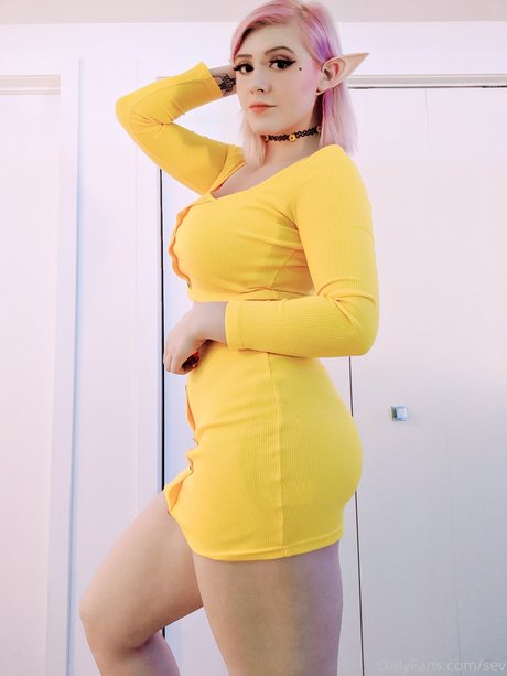 Seviria Cosplay_ onlyfans model