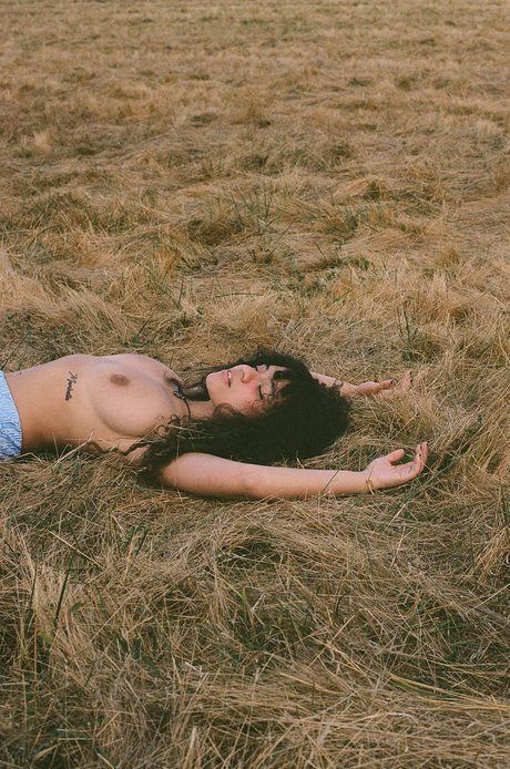 Spicymarii Lilfairymari onlyfans content type