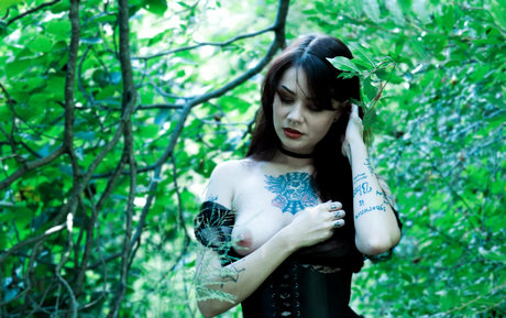 annasilk onlyfans naked leak