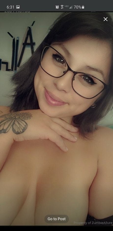 Zumbie Allure nude only fans