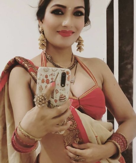 Zoya Rathore onlyfans xxx