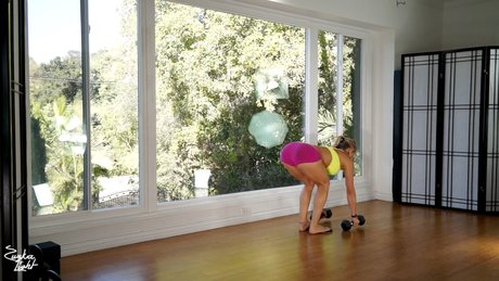 Zuzka Light topless onlyfans