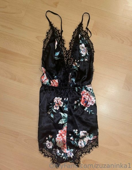 zuzaninka1 onlyfans leaks