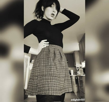 ZuzuFlowers leaked only fans