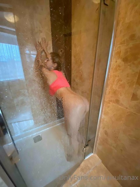 Aisux Aisultanax onlyfans nudes