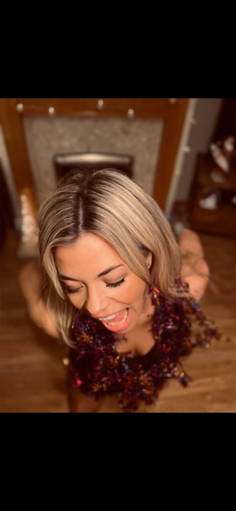 Fiestyfrankie onlyfans model photo