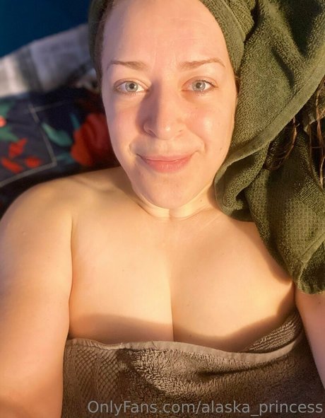 Alaska Princess onlyfans nsfw
