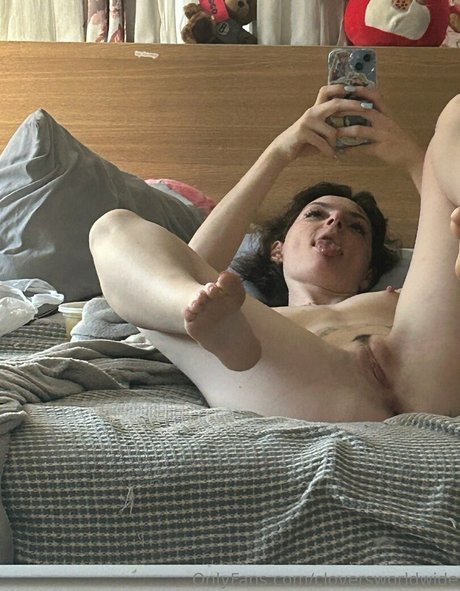 Cloversworldwide nude onlyfans leaked