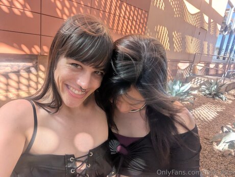 Nyxi Leon nsfw onlyfans