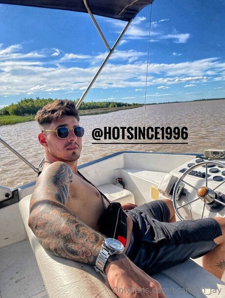 Brandon Jay onlyfans photos
