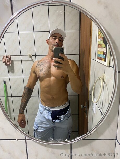 Daniels3737 onlyfans gratis