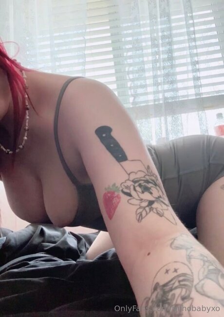 Mihobabyxo onlyfans picture