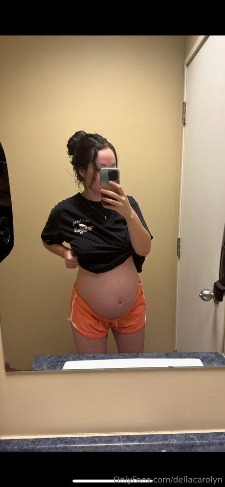 Dellacarolyn new onlyfans leaks