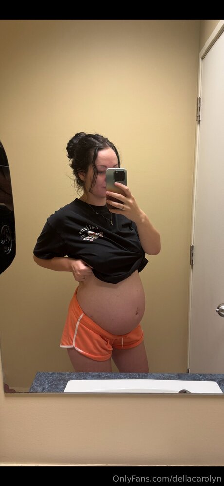 Dellacarolyn onlyfans nude