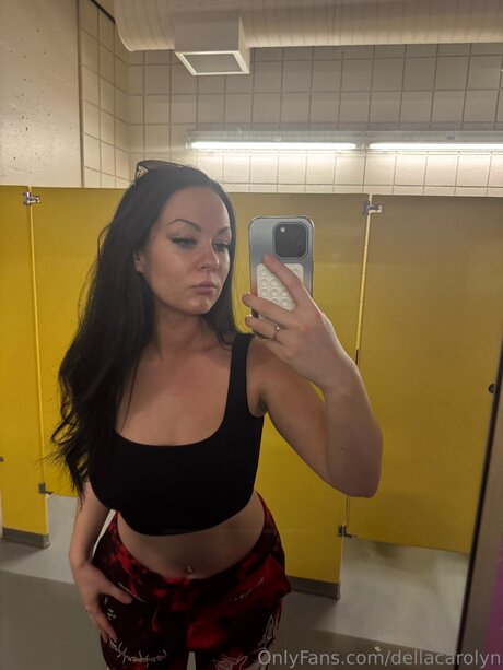 Dellacarolyn only fans leak porn