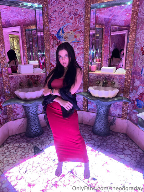 Theodoraday onlyfans leake