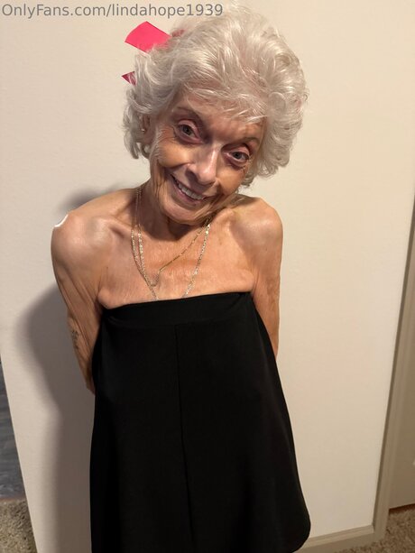Lindahope1939 leaked onlyfans pics
