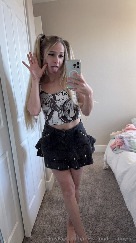 Missblondebunnyvip onlyfans free content