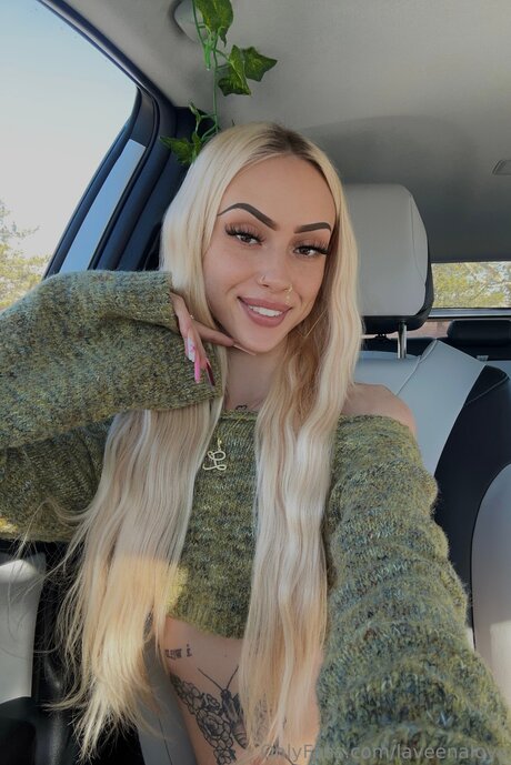 Laveenalove onlyfans leakd