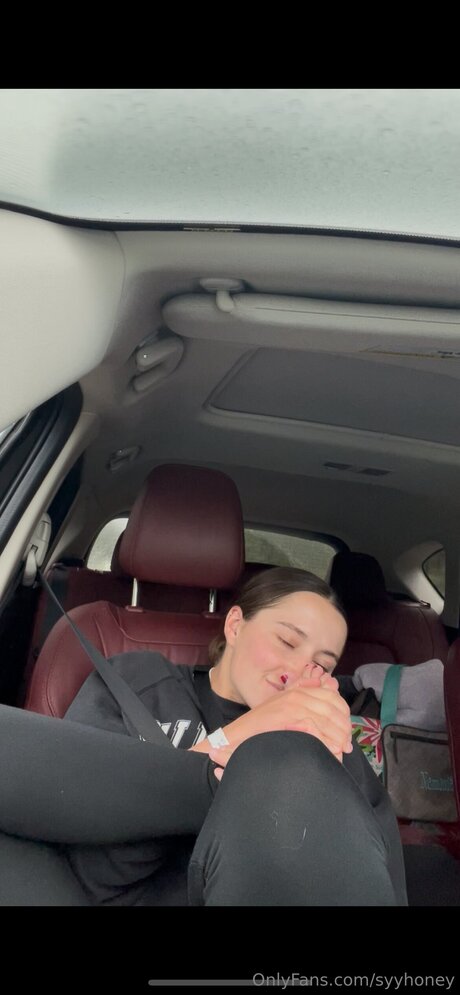 Syyhoney onlyfans leaks xxx