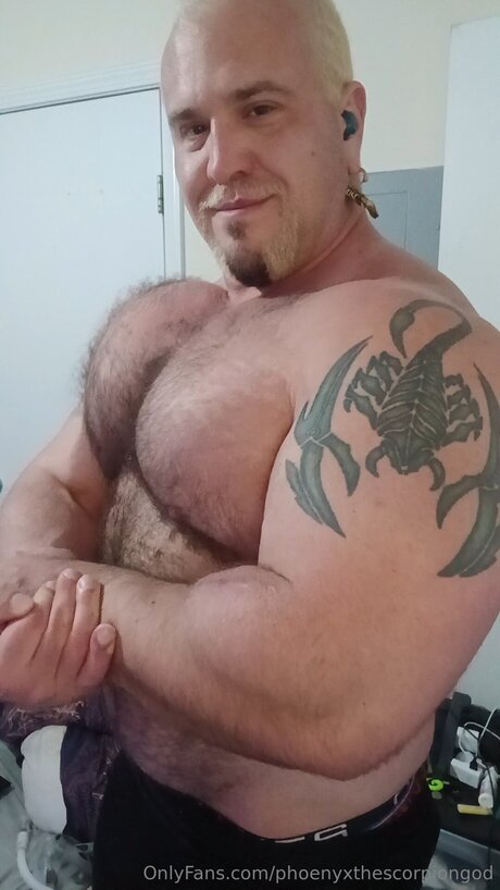 Phoenyxthescorpiongod en onlyfans