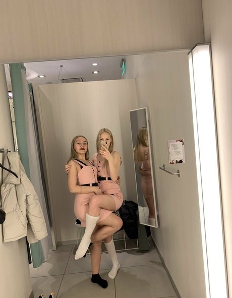 Dinulya pics onlyfans