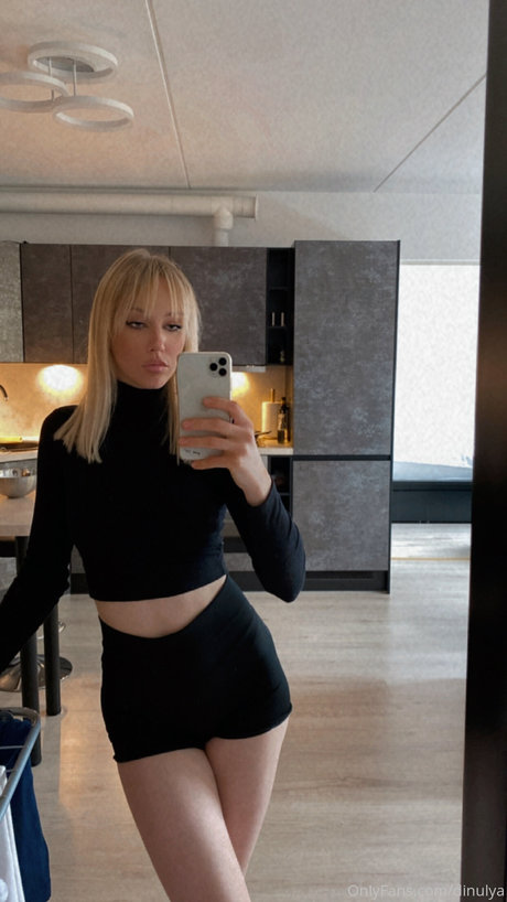 Dinulya naked onlyfans