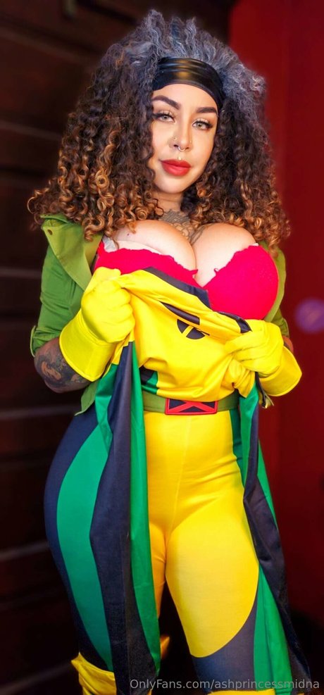 Midna Ash nude only fans