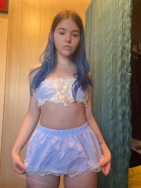 Babyriv2 onlyfans model