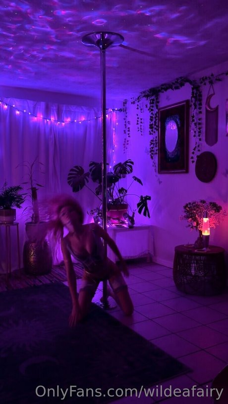 Emerald Wildea onlyfans nude tits