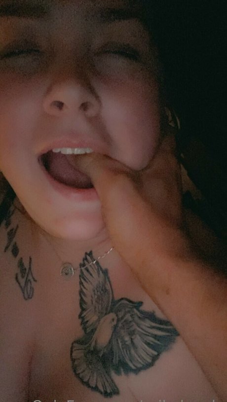 Erikalovely onlyfans public photos