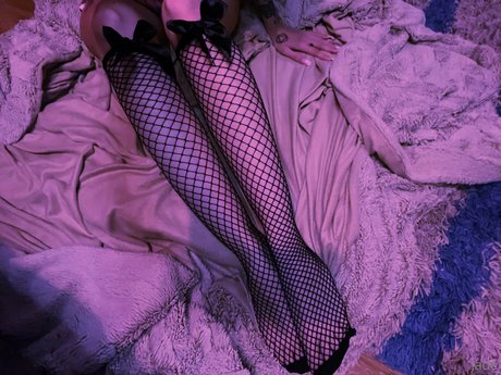 Littlebarbiedollvip onlyfans ass