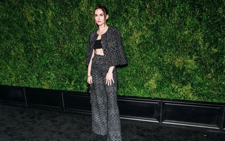 Zoey Deutch onlyfans nudes porn