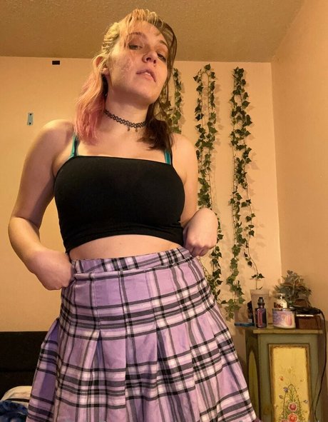 zoeybenzz only fans nude